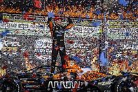 O'Ward gana su primera carrera en IndyCar en Texas