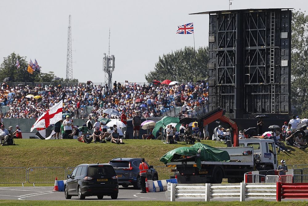 Les commissaires expliquent la pénalité de Lewis Hamilton