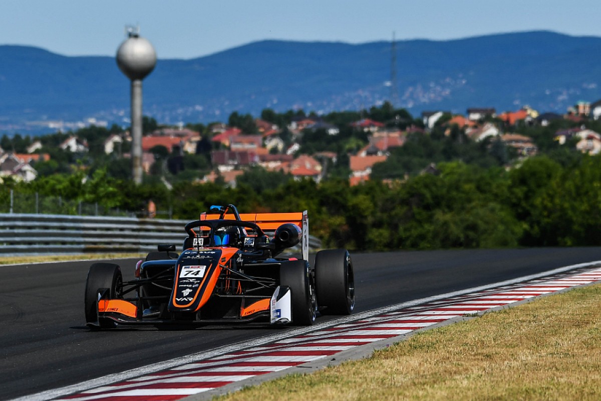 Euroformula Open Macaristan: Cem Bölükbaşı, ikinci yarışta da podyuma çıkmayı başardı