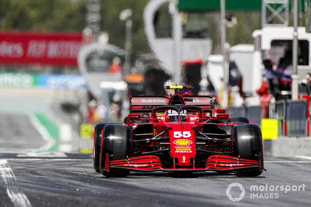 Carlos Sainz Jr., Ferrari SF21