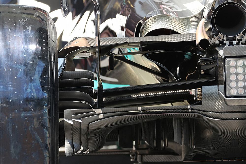 Mercedes W12 diffuser detail