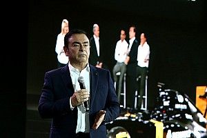Nuove accuse a carico di Ghosn: l'ex presidente di Nissan e Renault rimane in carcere
