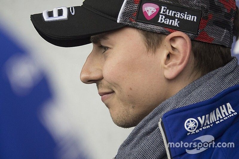 Lorenzo ya está en Malasia listo para 'redebutar' con Yamaha
