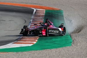 F-E: Drugovich é 11º e di Grassi 18º no penúltimo dia de testes em Valência; Mortara lidera