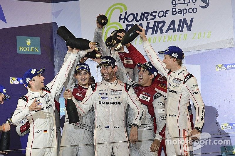 LMP1 Podium: second place #7 Audi Sport Team Joest Audi R18: Marcel Fässler, Andre Lotterer, Benoit Tréluyer, race winners #8 Audi Sport Team Joest Audi R18: Lucas di Grassi, Loic Duval, Oliver Jarvis, third place #1 Porsche Team Porsche 919 Hybrid: Timo Bernhard, Mark Webber, Brendon Hartley, first place LMP1 privé, #13 Rebellion Racing Rebellion R-One AER: Matheo Tuscher, Dominik Kraihamer, Alexandre Imperatori