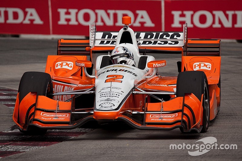 Warm-up - Newgarden devant, Gutiérrez en piste