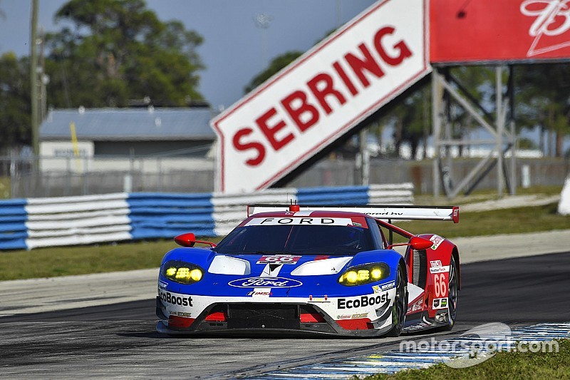 Trois Ford GT au départ des 12 Heures de Sebring