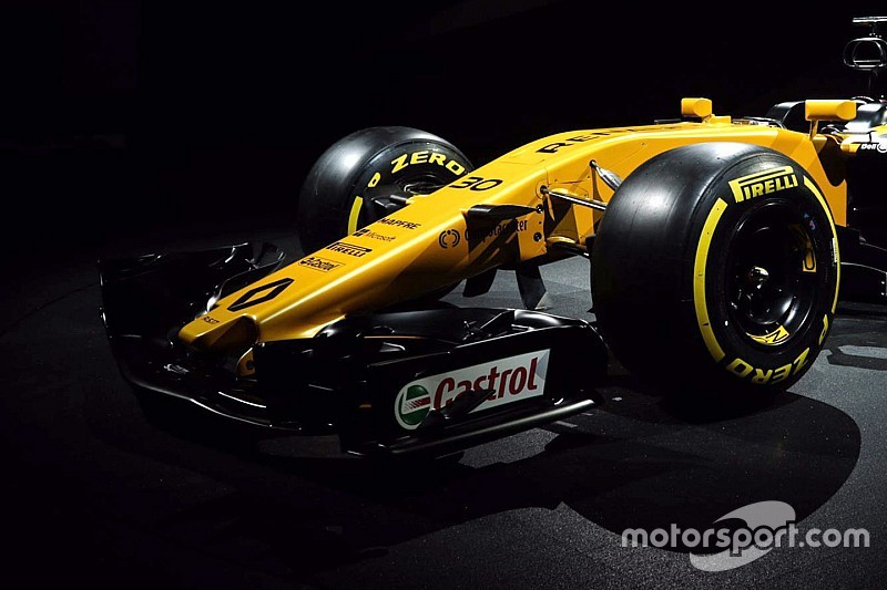 A Renault sem úszta meg az interaktív csúszkát! RS16 vs. RS17