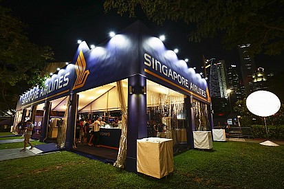 A Singapore Airlines marad a Szingapúri Nagydíj névadó szponzora