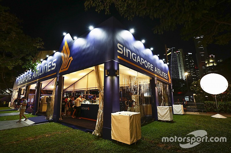 A Singapore Airlines marad a Szingapúri Nagydíj névadó szponzora