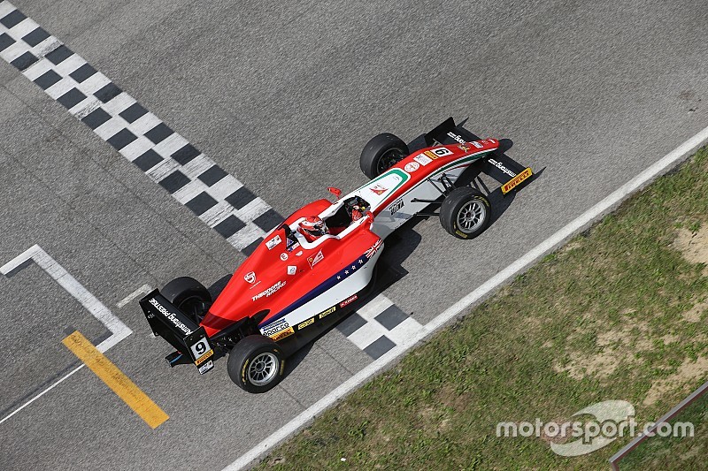 Marcus Armstrong si aggiudica la seconda gara del Mugello