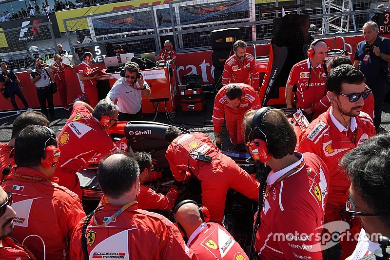 Ferrari kembali bermasalah, Vettel makin jauh dari gelar juara dunia
