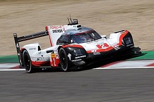 Porsche sigue al frente en los segundos libres de Nurburgring