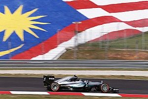 Malaysian GP: Rosberg leads Hamilton by 0.5s in FP1