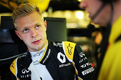 Magnussen hopes for swift Renault decision amid uncertain future