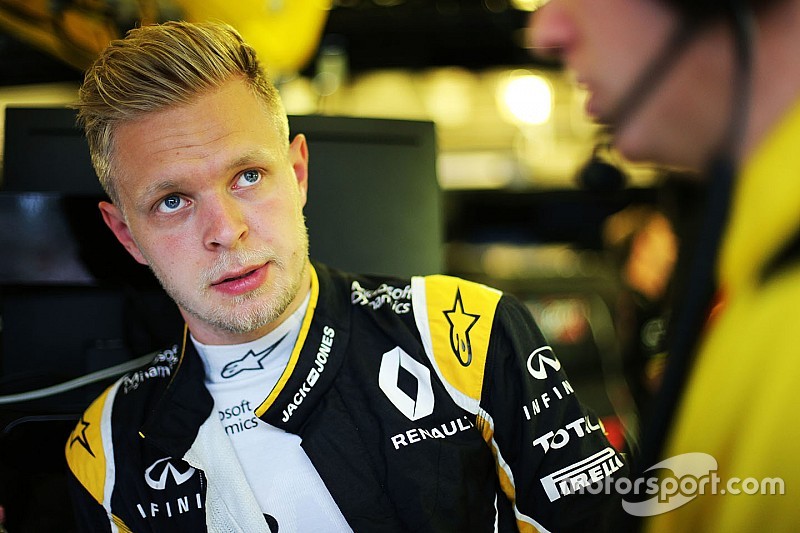 Magnussen hopes for swift Renault decision amid uncertain future