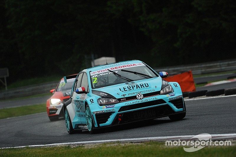 Salzburgring, Gara 2: Vernay è il mago della pioggia!