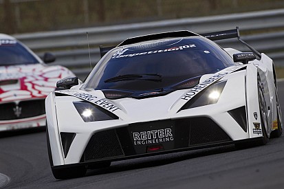 GT4 Zandvoort: incidentrijke eerste wedstrijd van finaleweekend