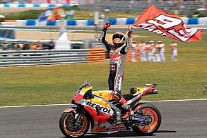 Маркес выиграл в Испании, гонщики Ducati и Педроса столкнулись