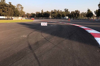 FIA встановила додаткові межі треку в Мексиці