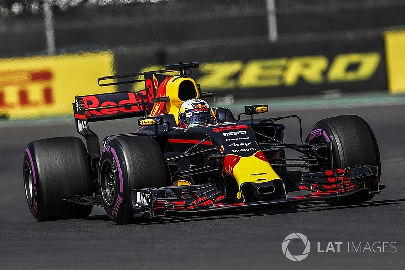 Ricciardo: "Siamo veloci, ma il nostro vantaggio non basta contro le Mercedes"