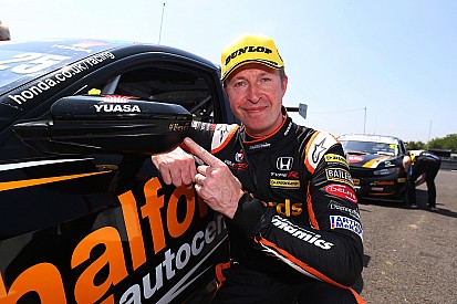 Snetterton BTCC: Neal scores 63rd win in Diamond Double race