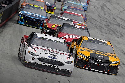 Keselowski wins Stage 2 Bristol after moving Larson