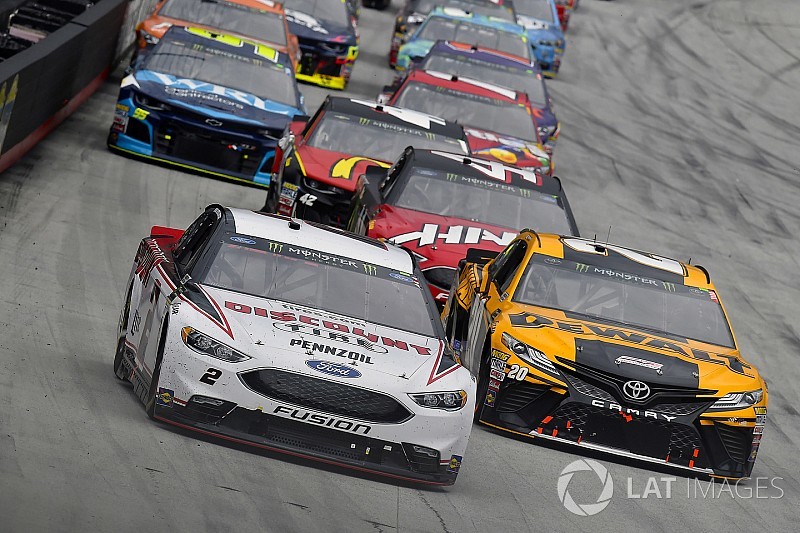 Keselowski wins Stage 2 Bristol after moving Larson