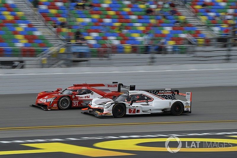 #31 Action Express Racing Cadillac DPi, P: Eric Curran, Mike Conway, Stuart Middleton, Felipe Nasr, 