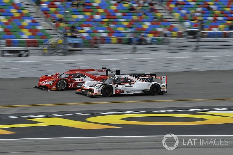 #31 Action Express Racing Cadillac DPi, P: Eric Curran, Mike Conway, Stuart Middleton, Felipe Nasr, 