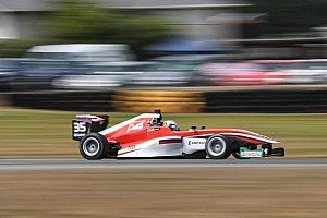 Шварцман одержал первую победу в Toyota Racing Series