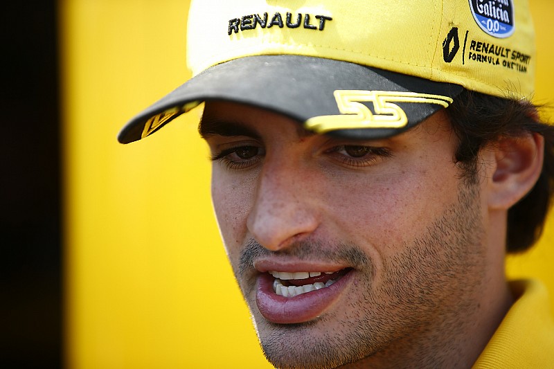 Sainz: Szeretném, ha Alonso maradna