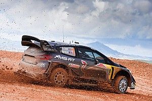 Sardegna, PS18: Neuville ancora più veloce, Ogier suda freddo