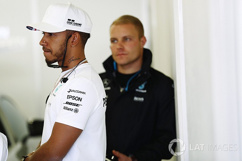 Bottas: "Non sapevo quanto duramente lavorasse Hamilton"