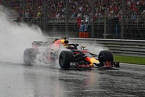 Villeneuve cree que Ricciardo tomó la decisión correcta