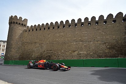 Ricciardo primero y Alonso, "el mejor del resto" en los Libres 2 de Bakú