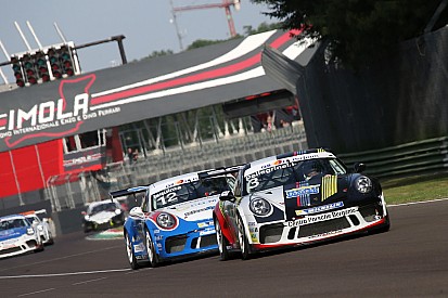 Carrera Cup Italia, weekend da guerriero per Pellegrinelli a Imola