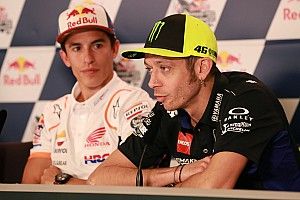 Rossi: “Termas fue el momento adecuado para la encajada de manos con Márquez”