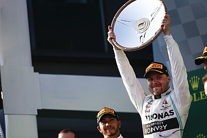 Les sincères salutations radio plutôt fleuries de Bottas