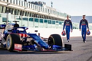 Как прошла обкатка новой Toro Rosso: фото