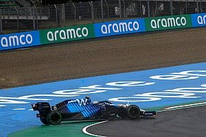 Latifi ne savait même pas qu'il avait accroché Mazepin
