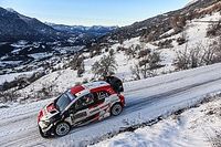 Ogier y Evans luchan en la mañana nevada de Montecarlo