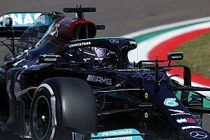 Hamilton: "Mercedes OK, ma la vera Red Bull non l'abbiamo vista"