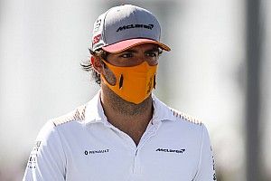 A Ferrari meghallgatta Sainz összes rádióüzenetét