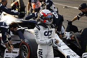 A pilóta, aki egy az egyben legyőzte Hamiltont Brazíliában: ma 25 éves