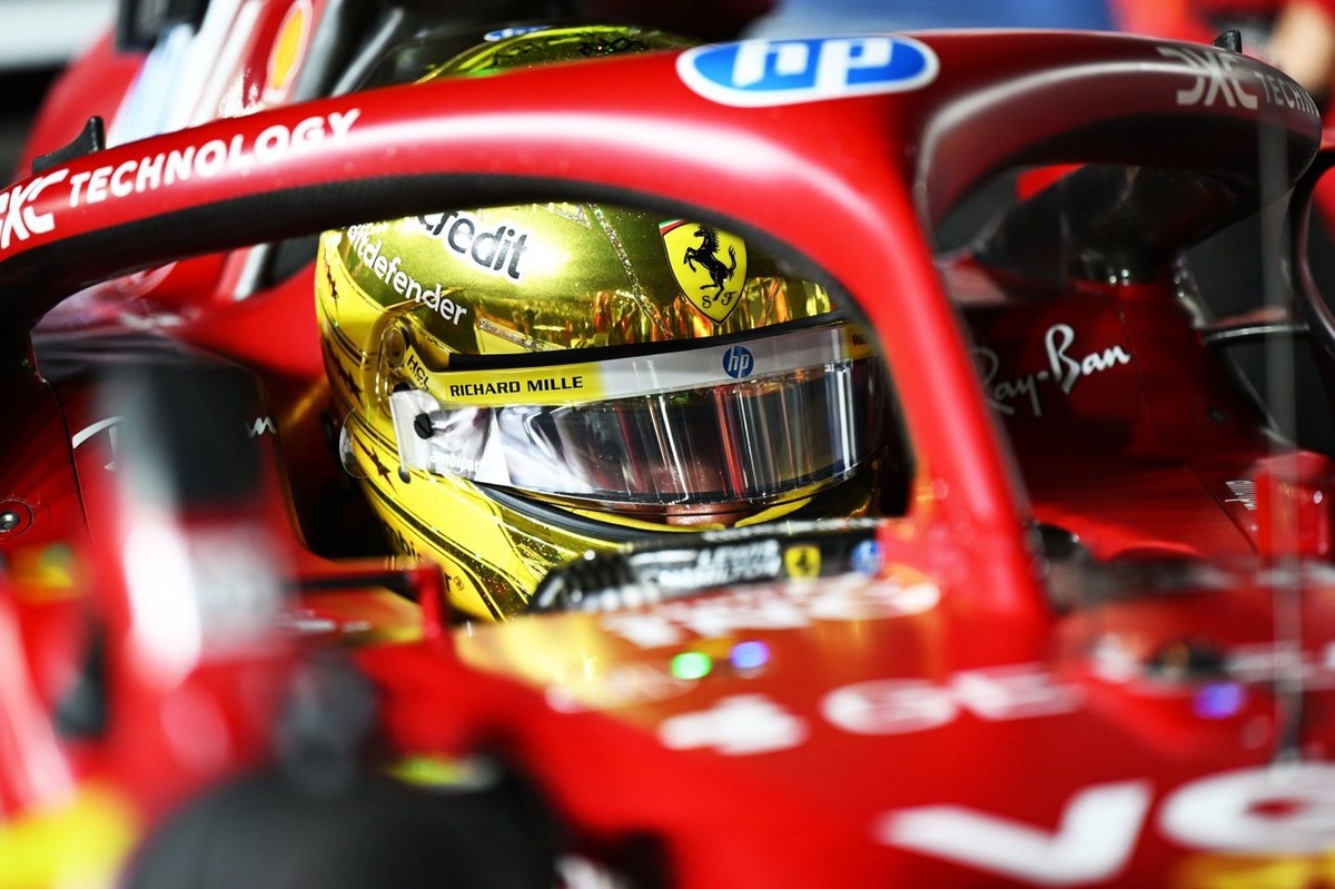 Hamilton asegura que el Ferrari está «limitado» y explica su problema con los frenos 