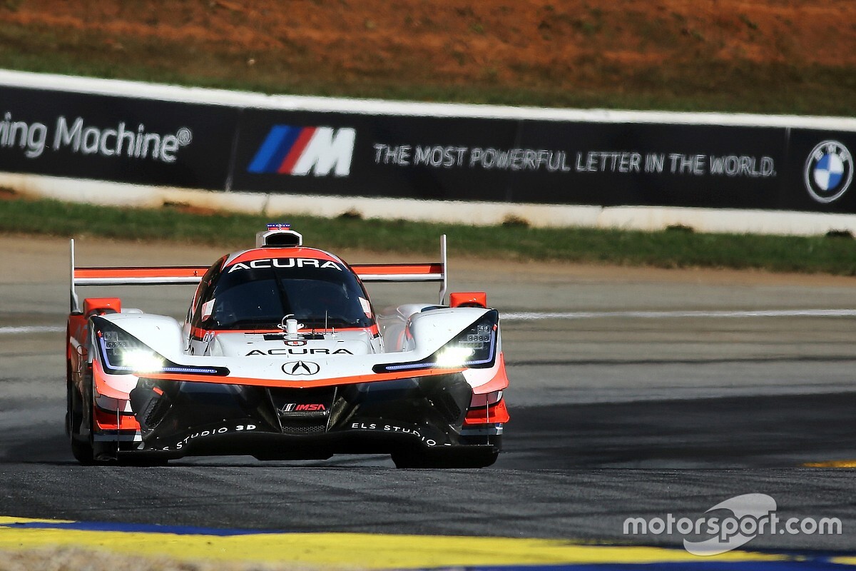 Final accidentado en Petit Le Mans que permite el podio de Montoya