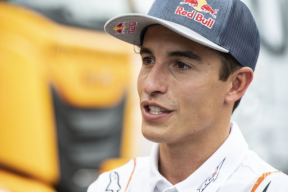 Marquez weer geopereerd, herstel duurt mogelijk zes maanden