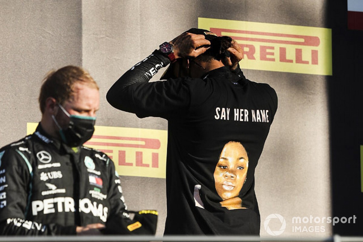 Mercedes defiende a Hamilton tras la polémica con su camiseta