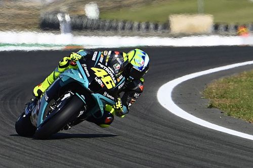 Yamaha Tak Menyesal Akomodasi Valentino Rossi pada MotoGP 2021